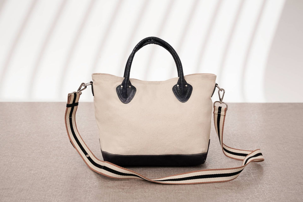Canvas Crossbody Bag with Magnetic Closure in ORVA plant-based material – view 1