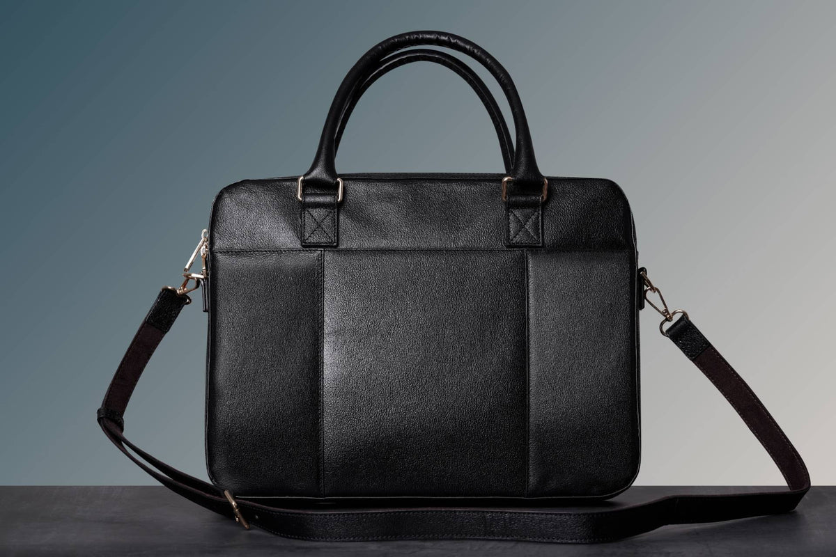 Laptop Briefcase in ORVA plant-based material – view 1
