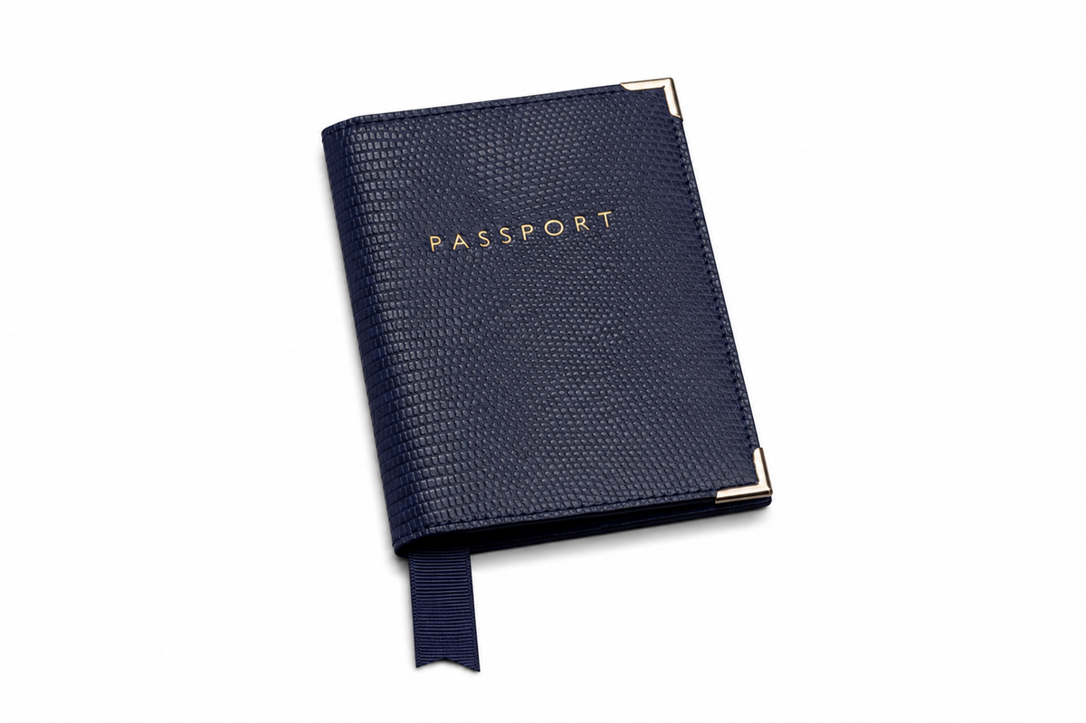 Passport Case with Metal Corners in ORVA plant-based material – view 1